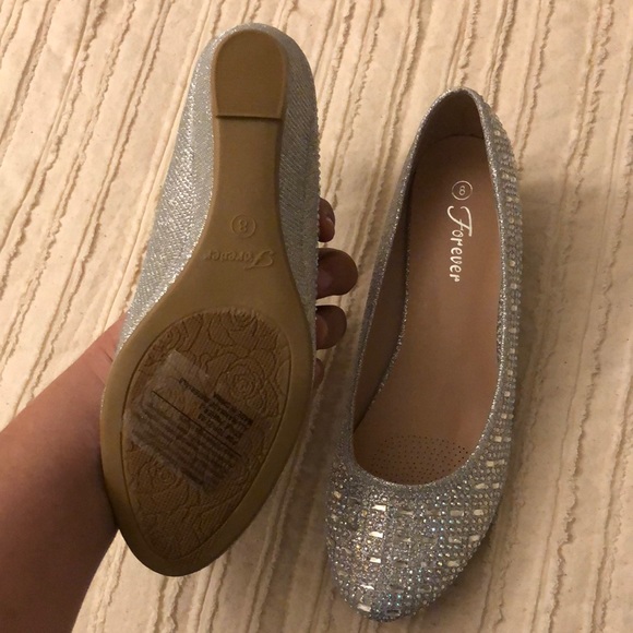 Brand New pair of Dress shoes. - Picture 3 of 8